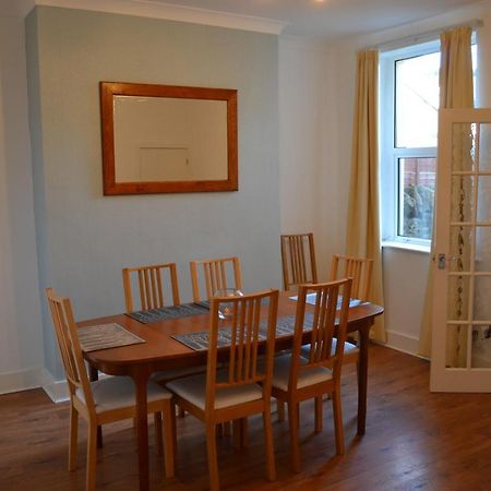 Entire 3 Bedroom House Near Caerphilly Station Kültér fotó