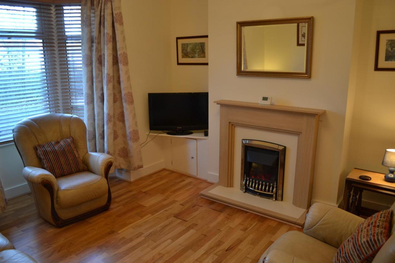 Entire 3 Bedroom House Near Caerphilly Station Kültér fotó